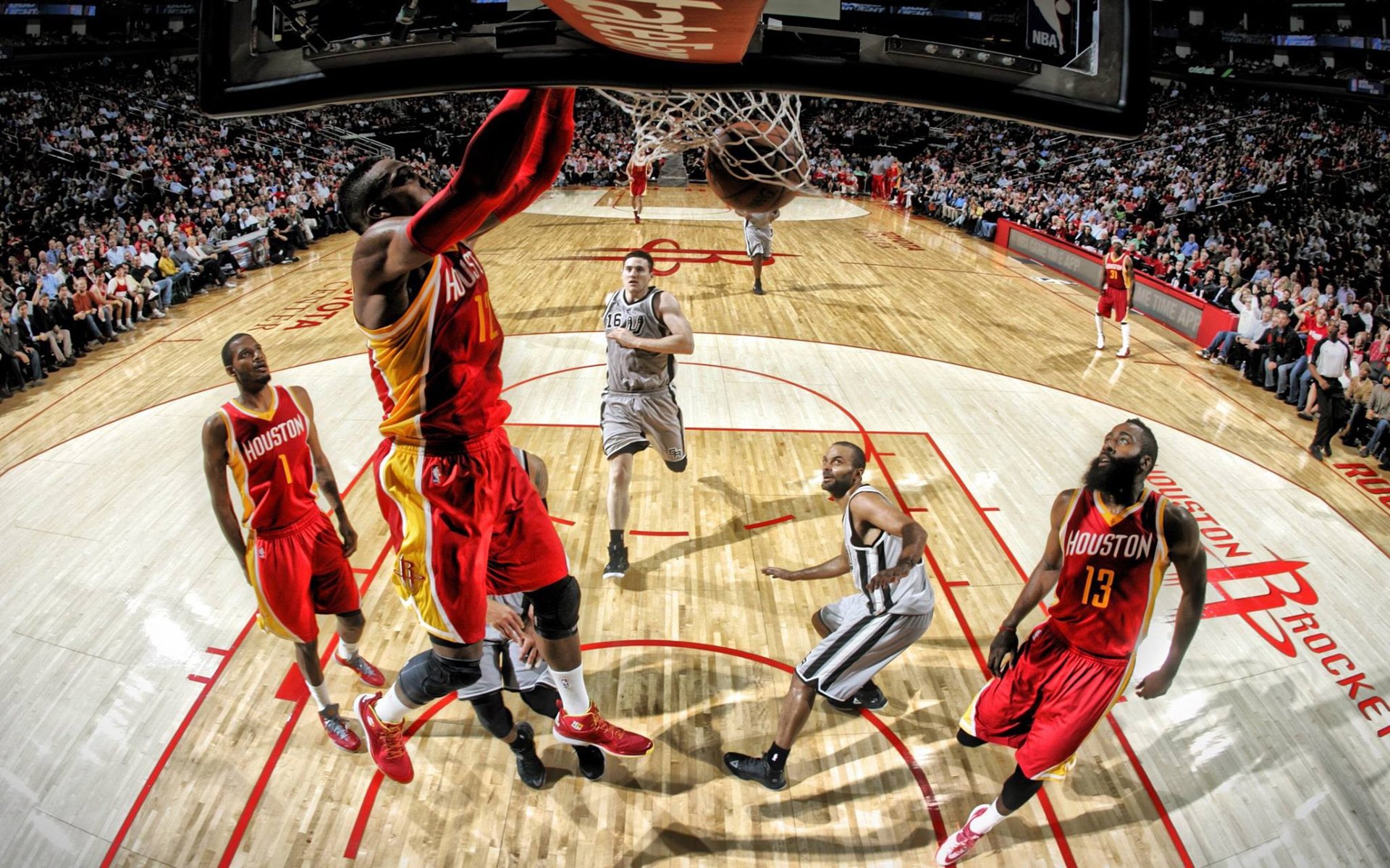黄潜奇迹与天使之翼，当绝杀遇上接管，欧冠之夜的双重奏